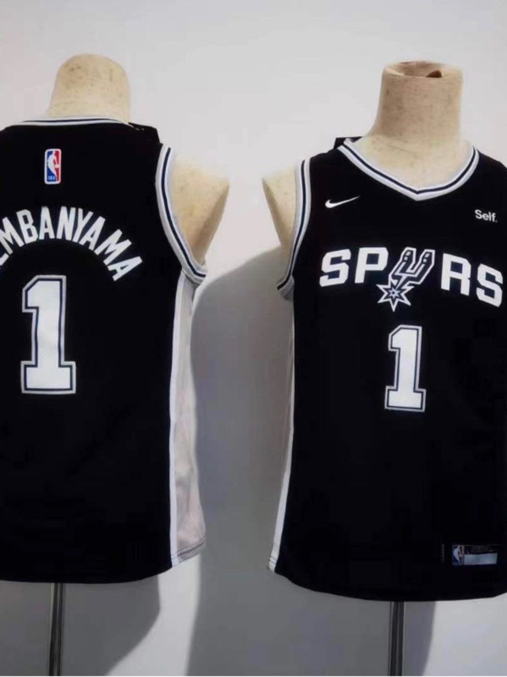 Victor Wembanyama Kids Stitched Black Spurs Jersey Youth Medium 10/12
